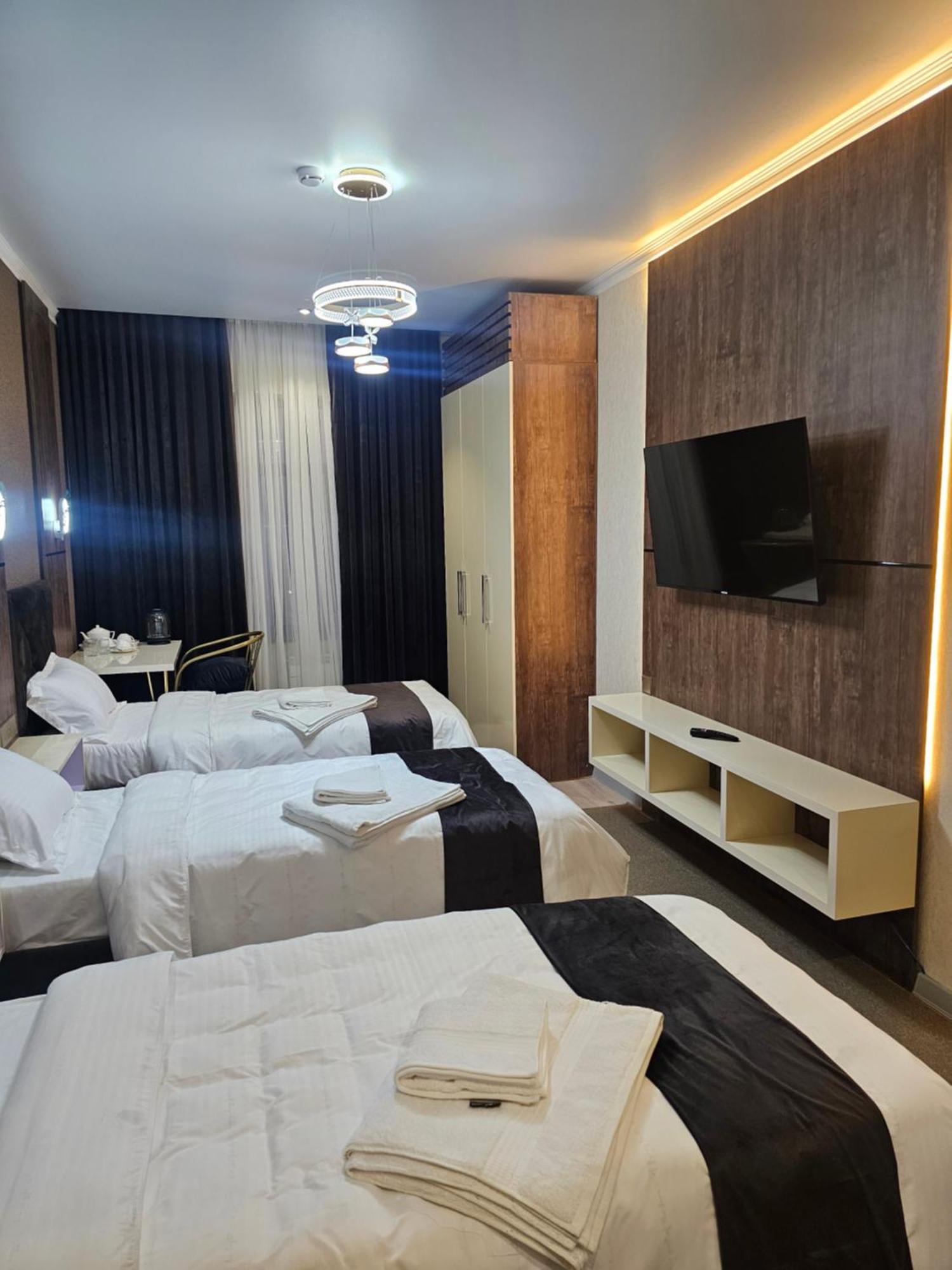 Baland Hotel Douchanbé Extérieur photo